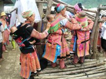 Vietnam 54 Ethnic Groups (People)