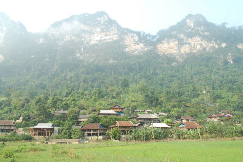 Pac Ngoi Village and Authentic Homestay